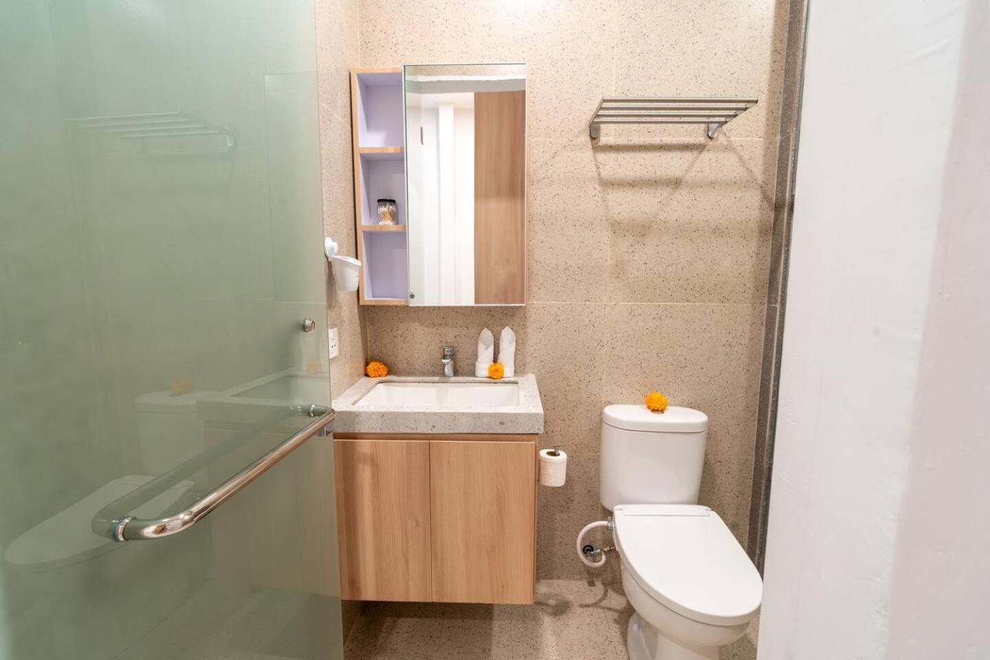 Alyxia 1 Bedroom Apartment In Central Seminyak Esterno foto